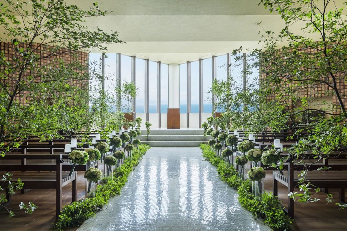 チャペルの中に自然があるユニークな空間を撮影としてご利用いただけます スペースマーケット