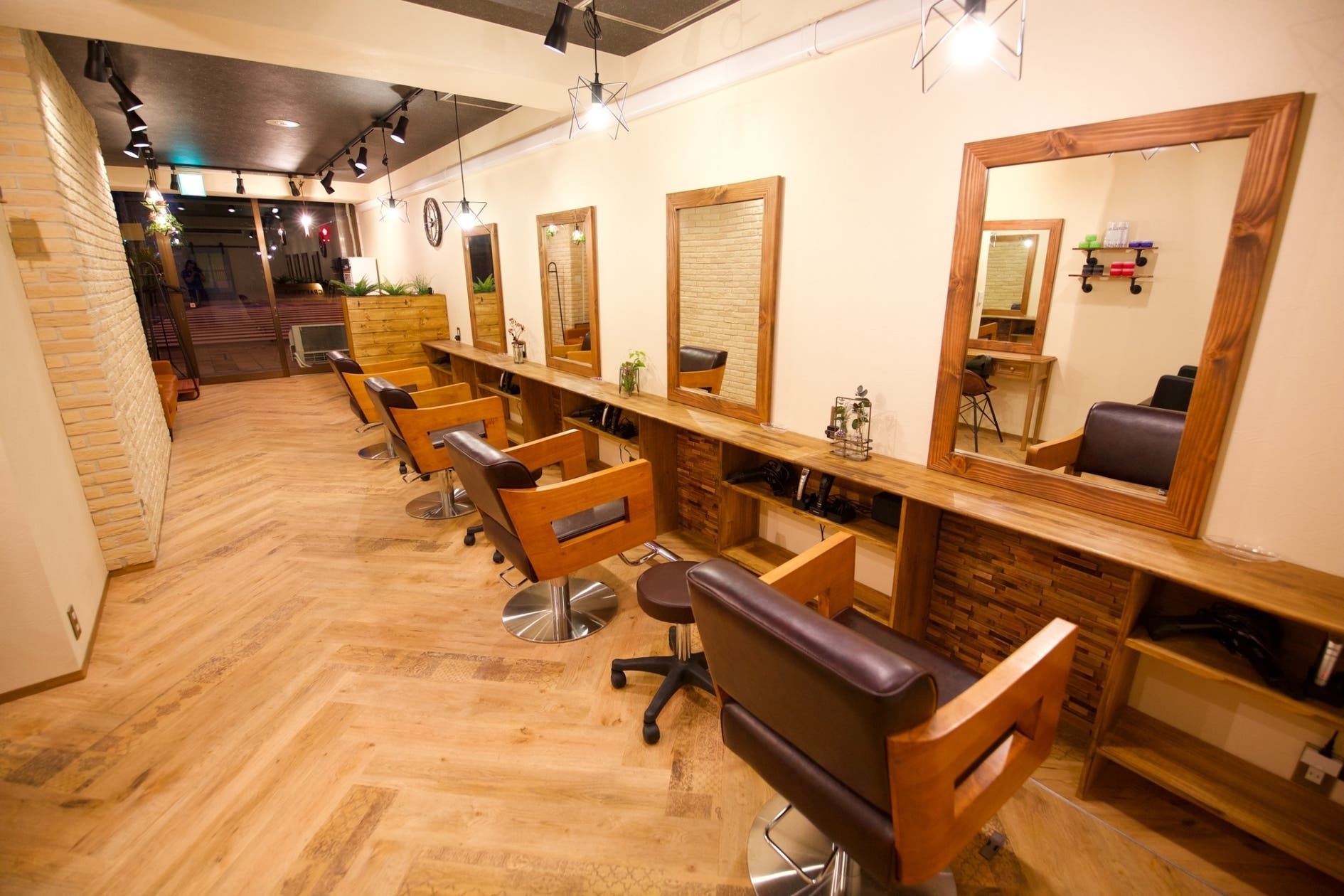 003 港区 三田 オシャレな美容院 慶應大学すぐそば ヘアーカットや練習会 撮影 スタジオ パーティーにも最適 スペースマーケット