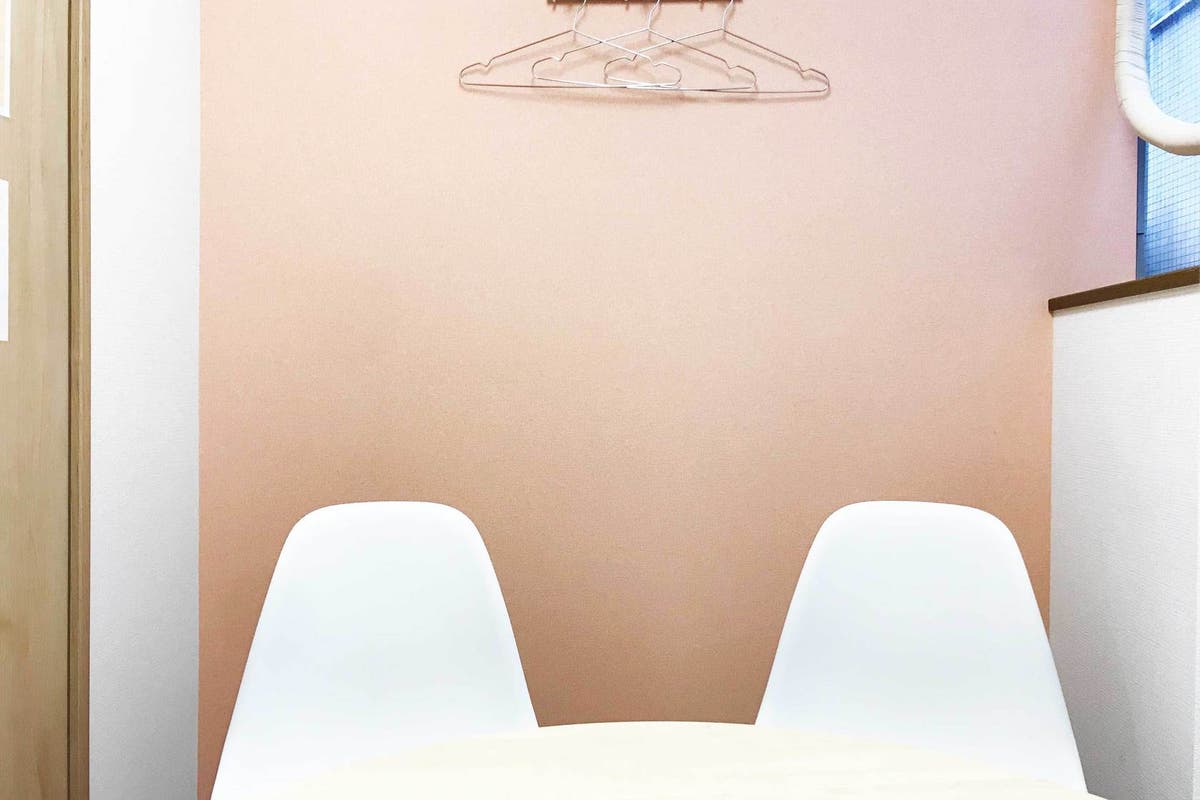 割引中 池袋駅1分 高速wifi無料 C1出口が目の前 完全個室 5名 貸し会議室 カラメル池袋西口店e室 ピンク スペースマーケット 割引中 池袋駅1分 高速wifi無料 C1出口が目の前 完全個室 5名 貸し会議室 カラメル池袋西口店e室 ピンク スペースマーケット