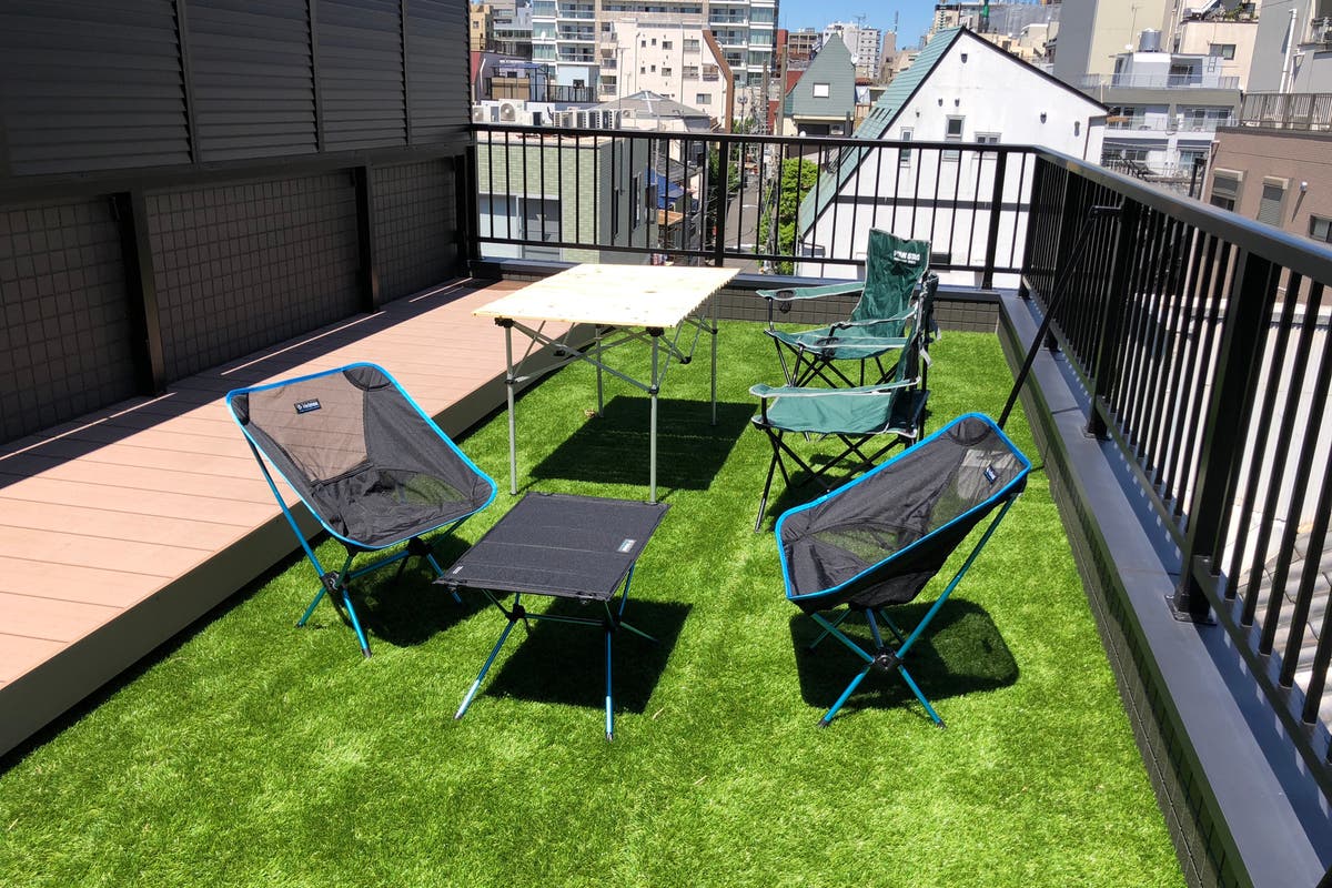 Tx浅草駅 徒歩3分 人工芝 デッキ ピクニック プールイベント ナイトイベントに 30平米の屋上テラス スペースマーケット