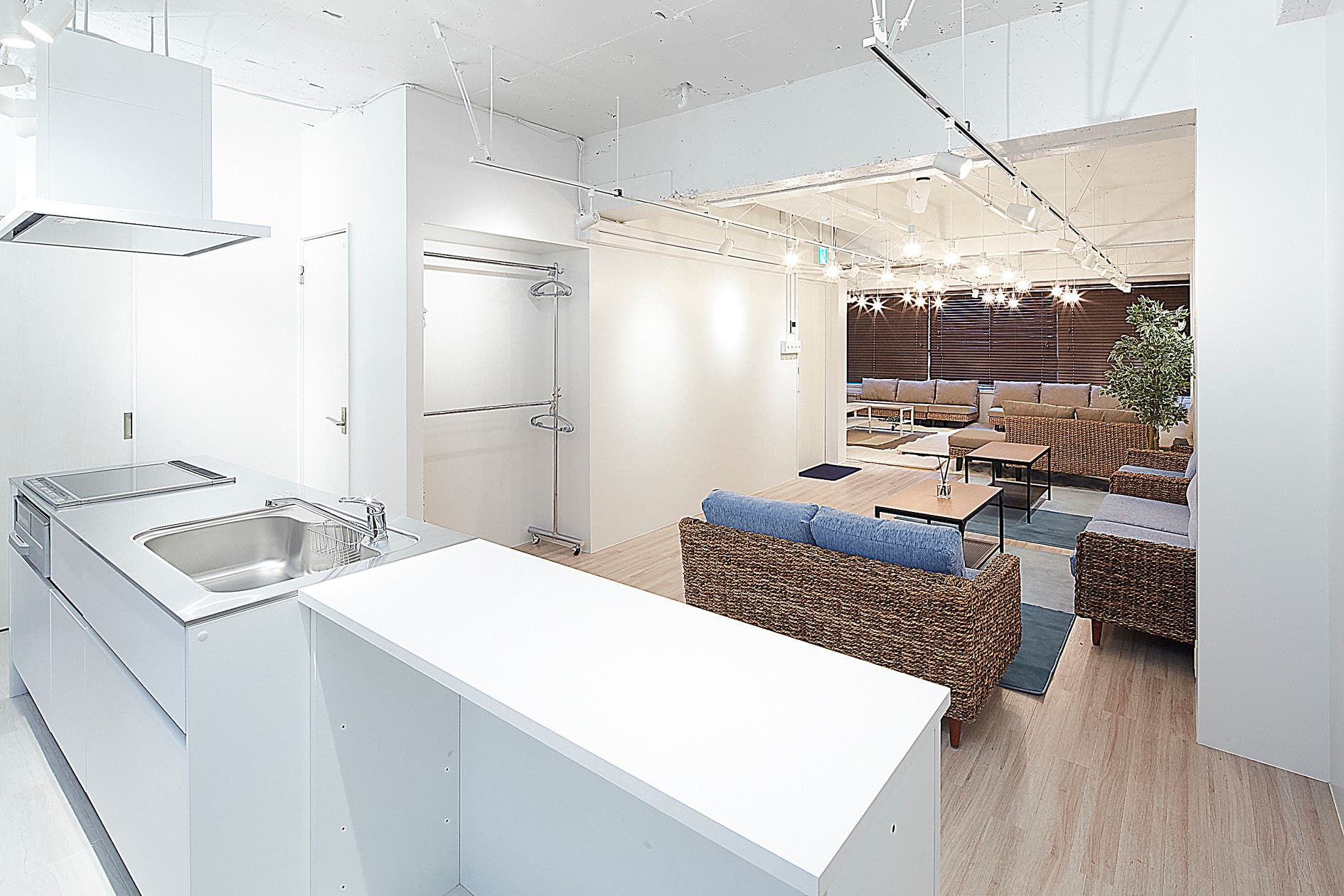 Mace原宿 竹下通り出口に位置する 本物の砂が敷かれた南国風スペース スペースマーケット Mace原宿 竹下通り出口に位置する 本物の砂が敷かれた南国風スペース スペースマーケット