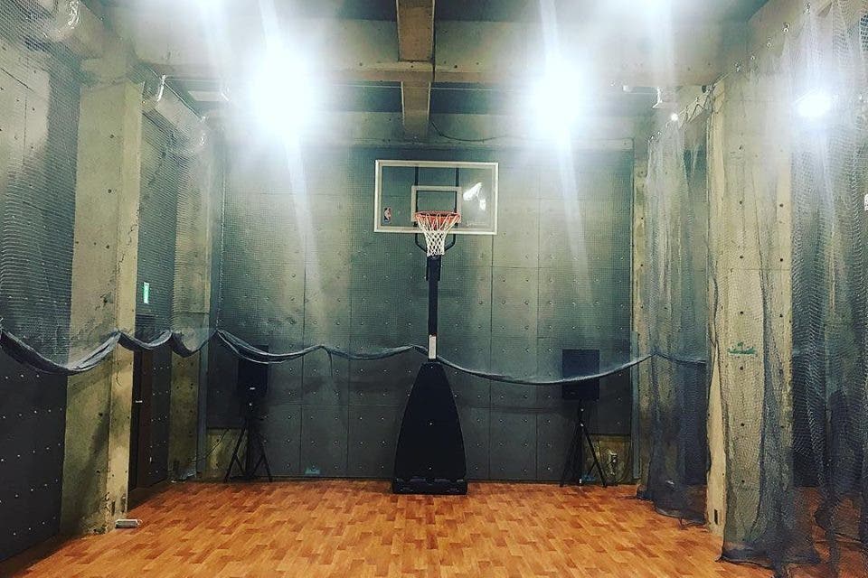 池袋から至近 練馬区氷川台のインドア地下スペース バスケなどスポーツやイベント 撮影に 冷暖房 シャワー完備 スペースマーケット