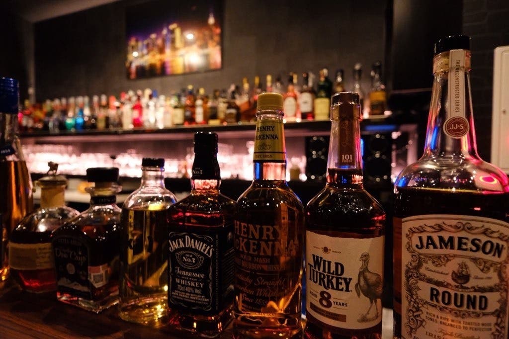 オーセンティックバーの貸切 イベント 飲み会 Etc 少人数の貸切に対応 バー業態での撮影に スペースマーケット