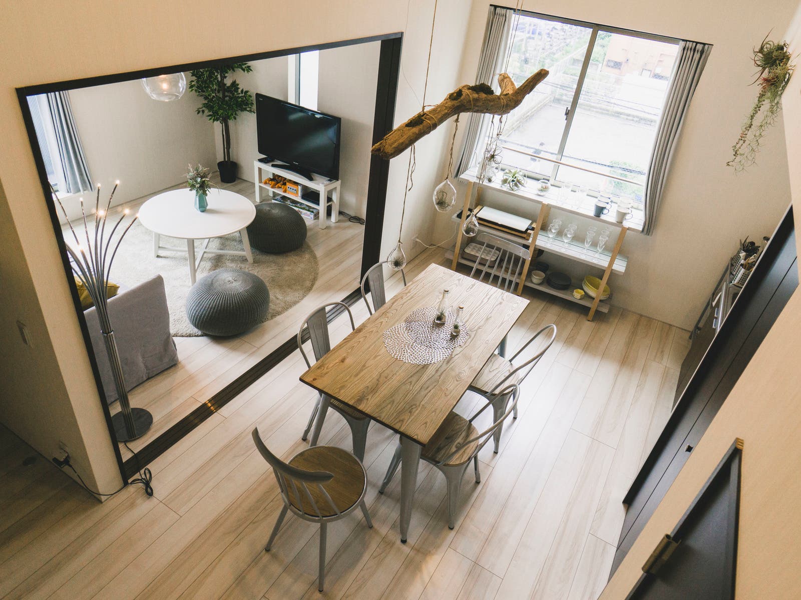 MOLE池尻/三宿の内観