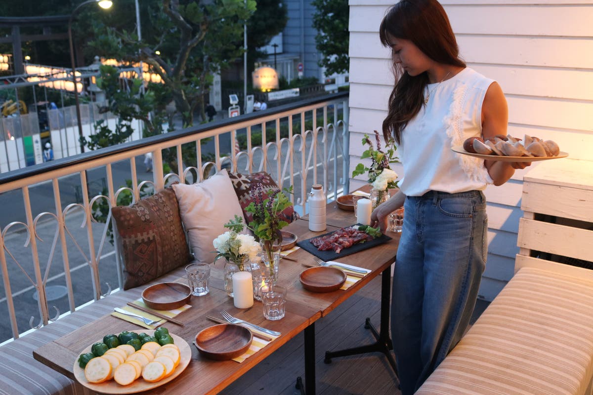 原宿のテラスでbbq 毎日除菌 清掃済み 室内にも大きな窓あり 常時換気できる間取りです 小パーティー イベント撮影にピッタリ スペースマーケット