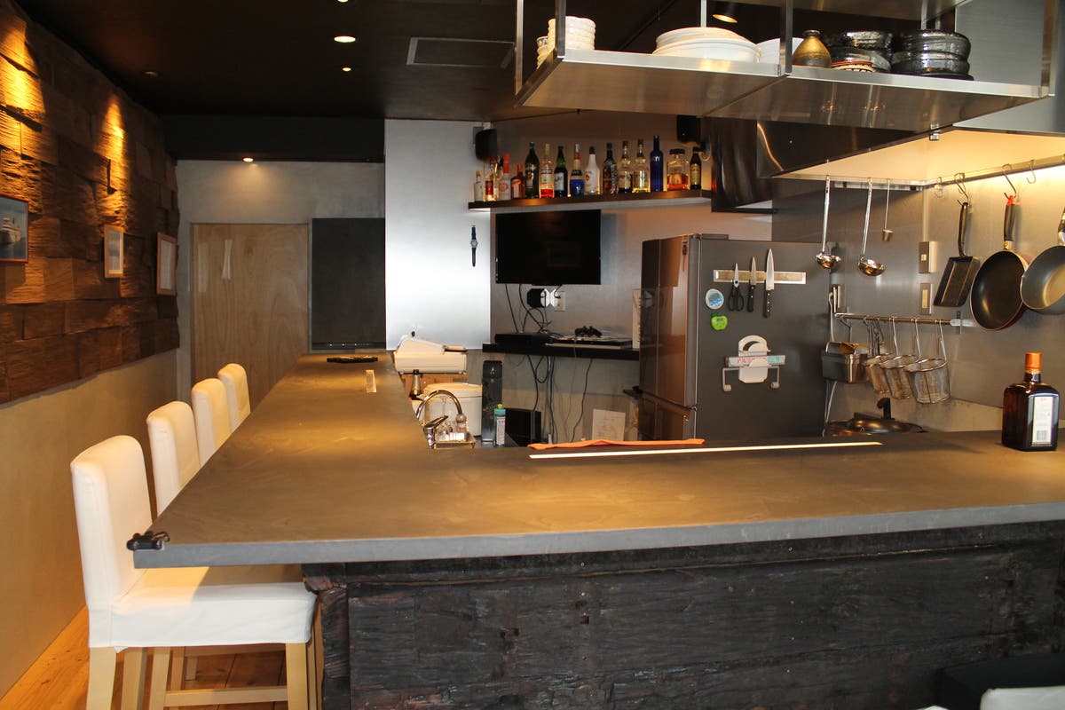 おしゃれなカウンターバーでオープンキッチンです サウザンポイント スペースマーケット おしゃれなカウンターバーでオープンキッチンです サウザンポイント スペースマーケット