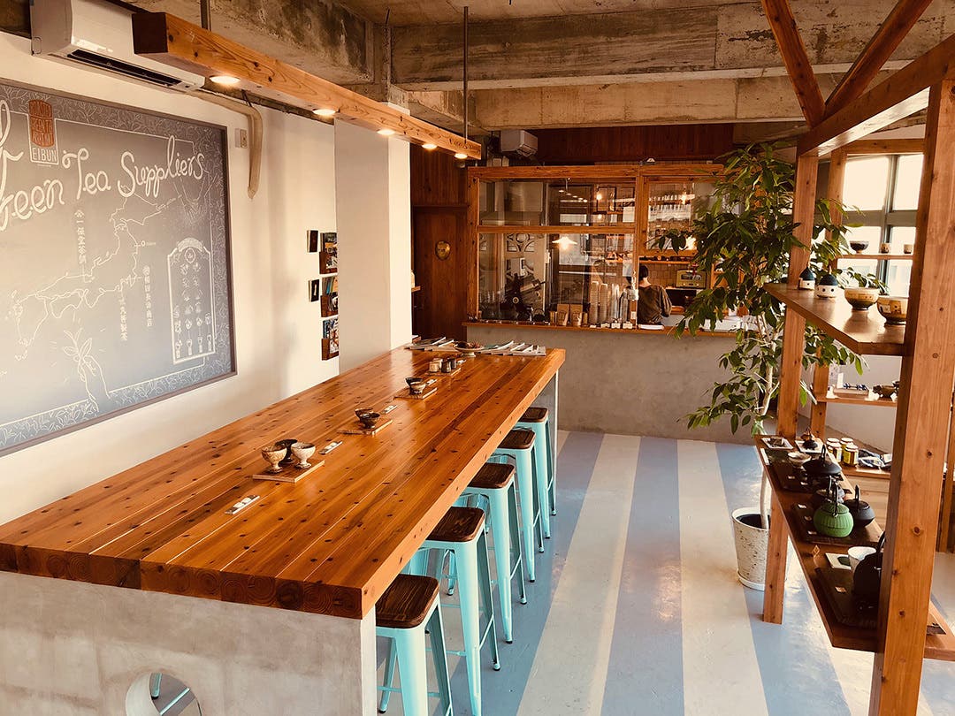 那覇 国際通り近く お洒落なカフェ仕様 設備豊富なスペースでイベント 会議 撮影に キッチンも利用可 スペースマーケット