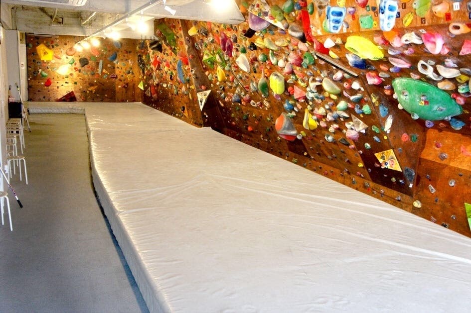 話題のボルダリングジム貸切 女子会 サークル 親睦会 撮影利用などに スペースマーケット