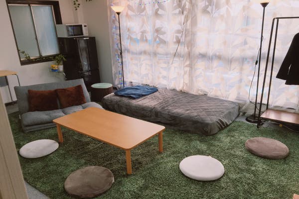 大型スクリーンでdvd鑑賞 女子会 オフ会 鍋パに最適で駅徒歩1分 スペースマーケット