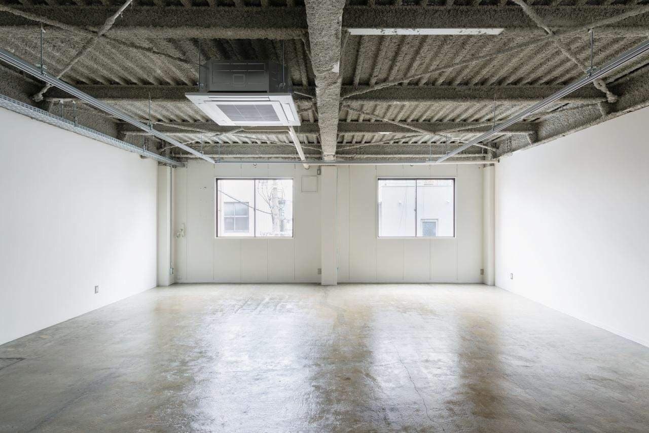 緑橋駅・今里駅近く《写真撮影・ロケ・パーティー》写真スタジオ|