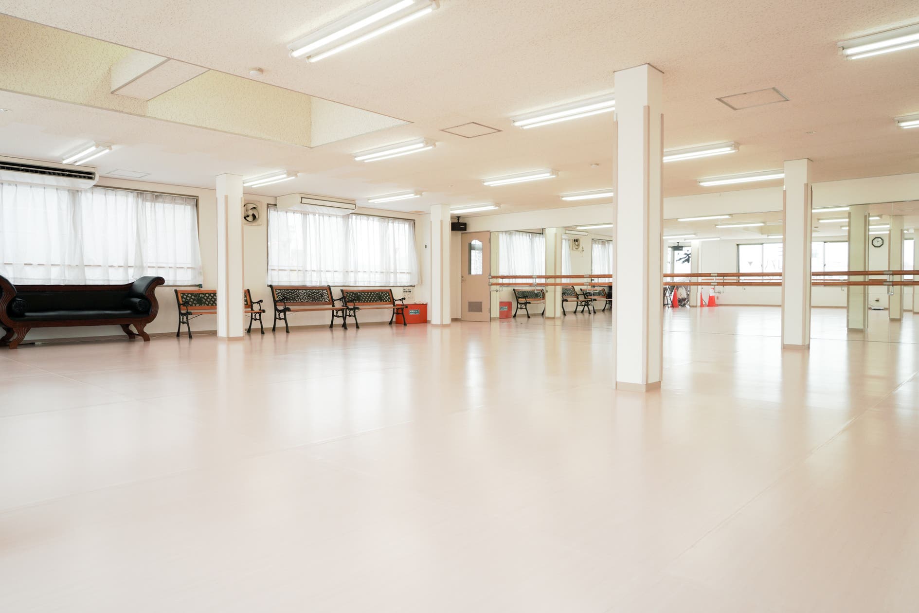 スタジオ 国道2号線沿約1 神戸 大阪からアクセス抜群 映画鑑賞 ボイトレ フィットネス 動画配信 会議 ランチ会 女子会 スペースマーケット スタジオ 国道2号線沿約1 神戸 大阪からアクセス抜群 映画鑑賞 ボイトレ フィットネス 動画配信 会議 ランチ会 女子会 スペースマーケット