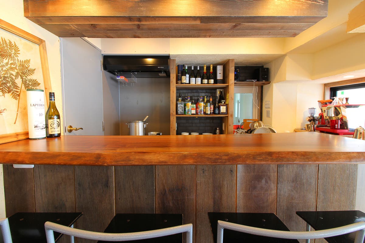 高輪のカフェバーを貸切 キッチン利用 パーティー 商用撮影に Wi Fi モニター スピーカー完備 スペースマーケット