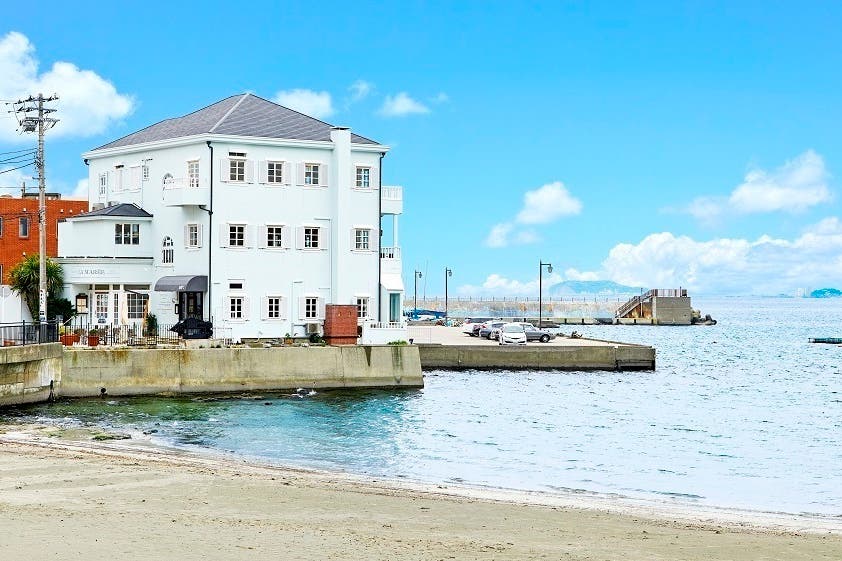 葉山 海に浮かぶ外国風レストラン ファッション雑誌やドラマ撮影に スペースマーケット 葉山 海に浮かぶ外国風レストラン ファッション雑誌やドラマ撮影に スペースマーケット