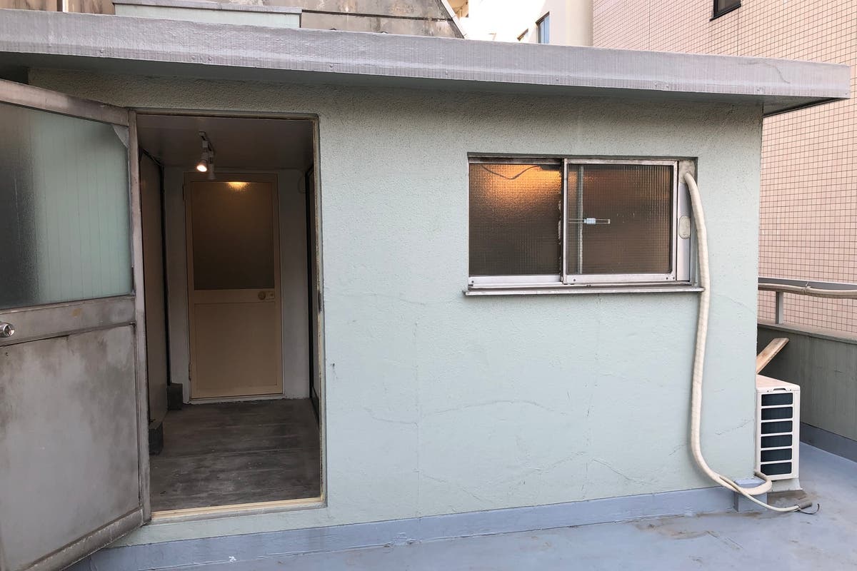 浅草駅すぐ 屋上に隣接したコンパクトな小屋スペース スペースマーケット