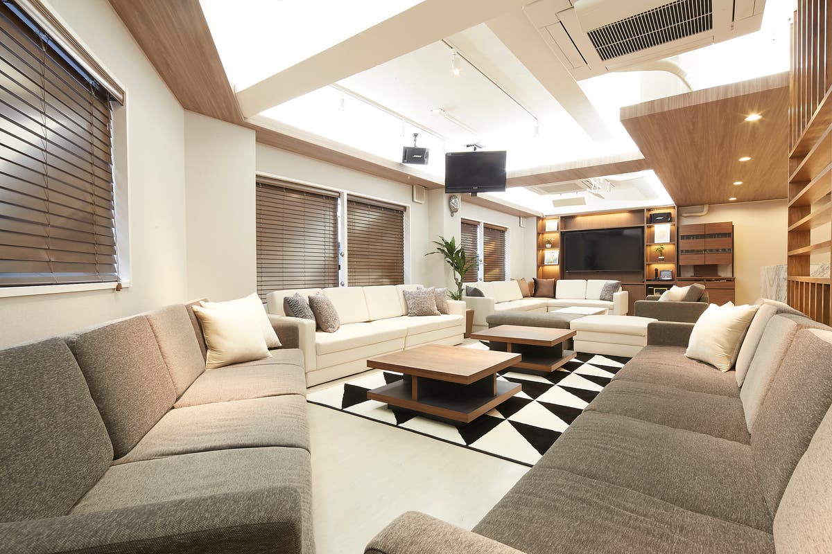 Lounge R Premium 六本木駅1分 カラオケ キッチン付き ホテルのようなラグジュアリー空間 スペースマーケット