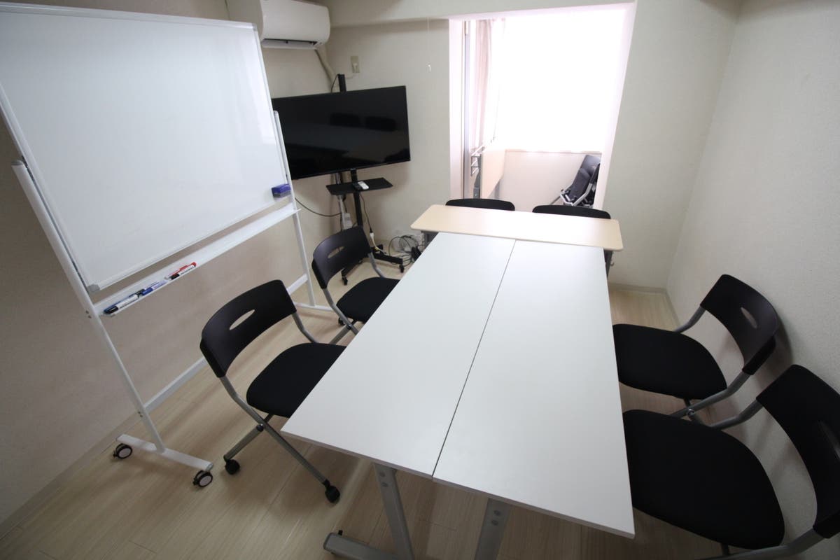 阿佐ヶ谷駅徒歩2分 いちご貸会議室 阿佐ヶ谷 Wifi 43インチtvモニター 6名収容 個室 スペースマーケット