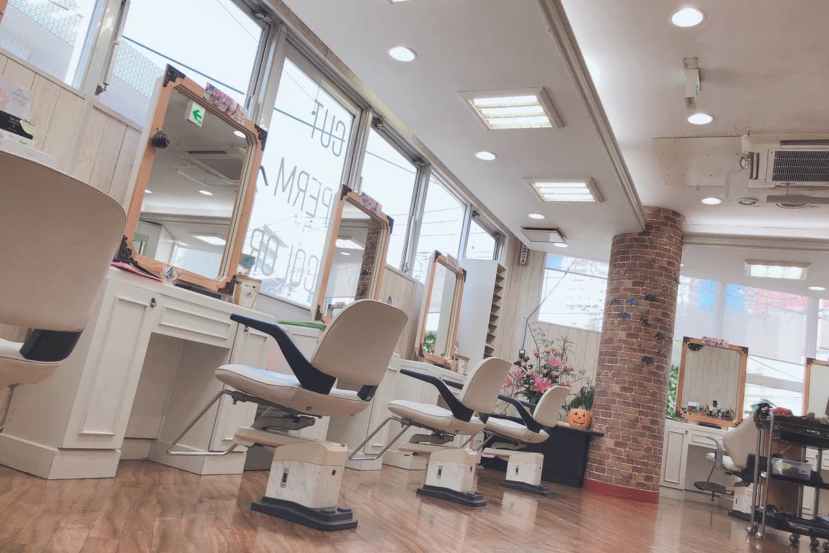 レンタルヘアサロン 時間貸し 現在営業中の一面ミラーレンタル フリーランスの美容師の方へ スペースマーケット