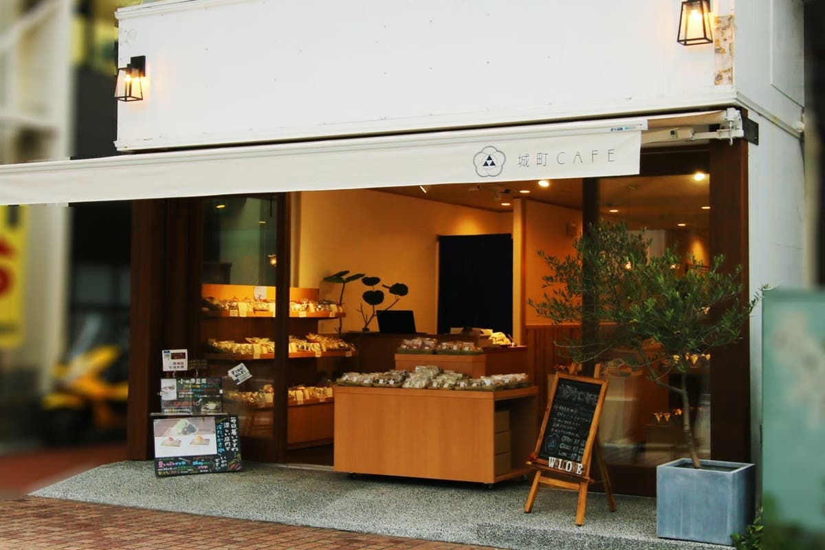 城町cafe 18時以降は 1団体貸切限定でお使い頂けます お洒落cafeで研修会 パーティー等に スペースマーケット