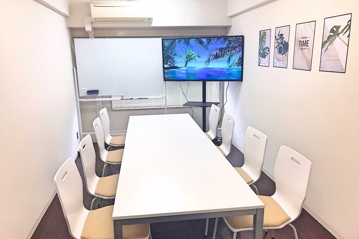 新宿駅d5出口秒 土足ok Wifi 光回線 大型モニター 打合せ セミナー 撮影にも スペース Hana 新宿西口 スペースマーケット