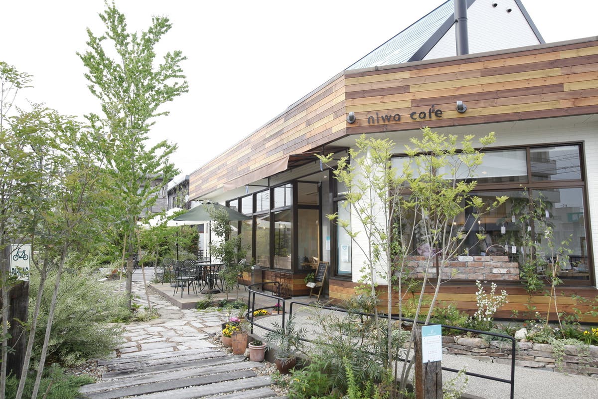 Niwa Cafe ニワカフェ 大型無料駐車場完備 薪ストーブのあるカフェ 女子会 誕生日会 会議利用などにご利用できます スペースマーケット Niwa Cafe ニワカフェ 大型無料駐車場完備 薪ストーブのあるカフェ 女子会 誕生日会 会議利用などにご利用できます スペースマーケット