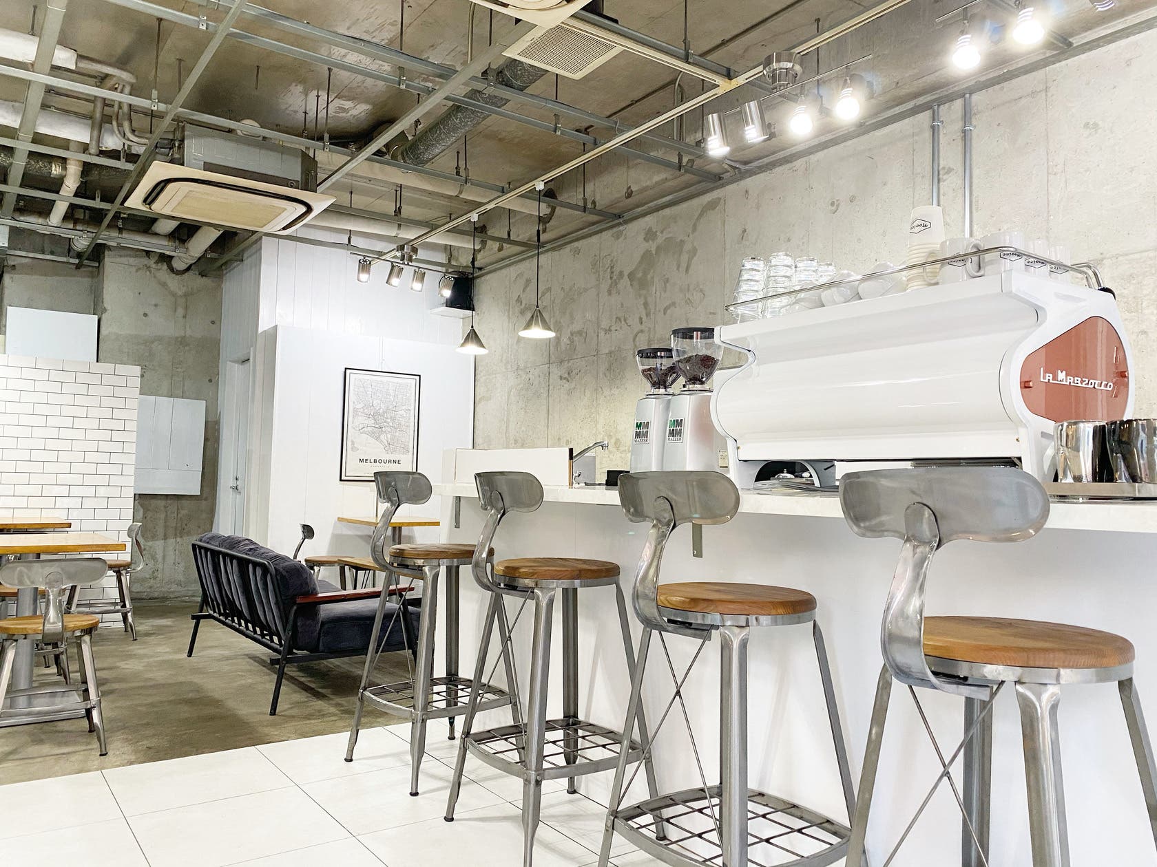 福岡の中心地 お洒落なカフェ 様々な用途にご利用いただけます スペースマーケット 福岡の中心地 お洒落なカフェ 様々な用途にご利用いただけます スペースマーケット