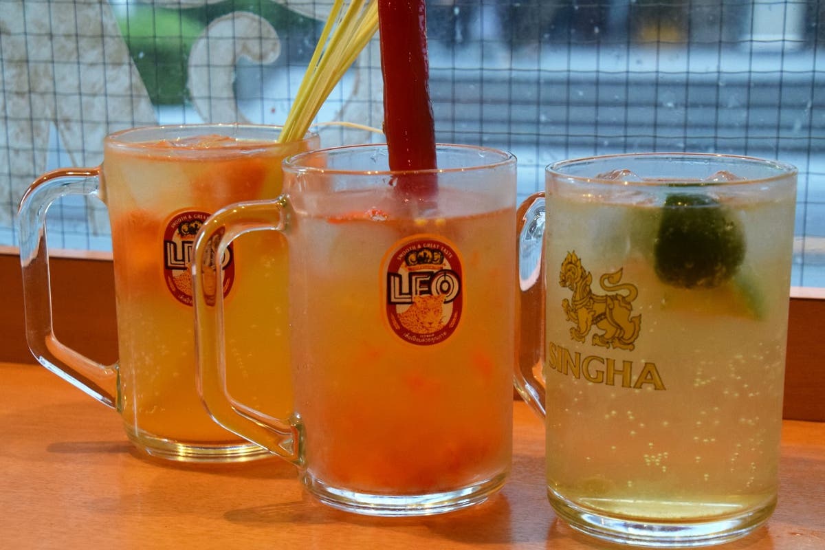 カウンター6席 小人数での打ち上げに 料理教室 1階開放 換気良好 キッチン完備 カフェオーナー スペースマーケット