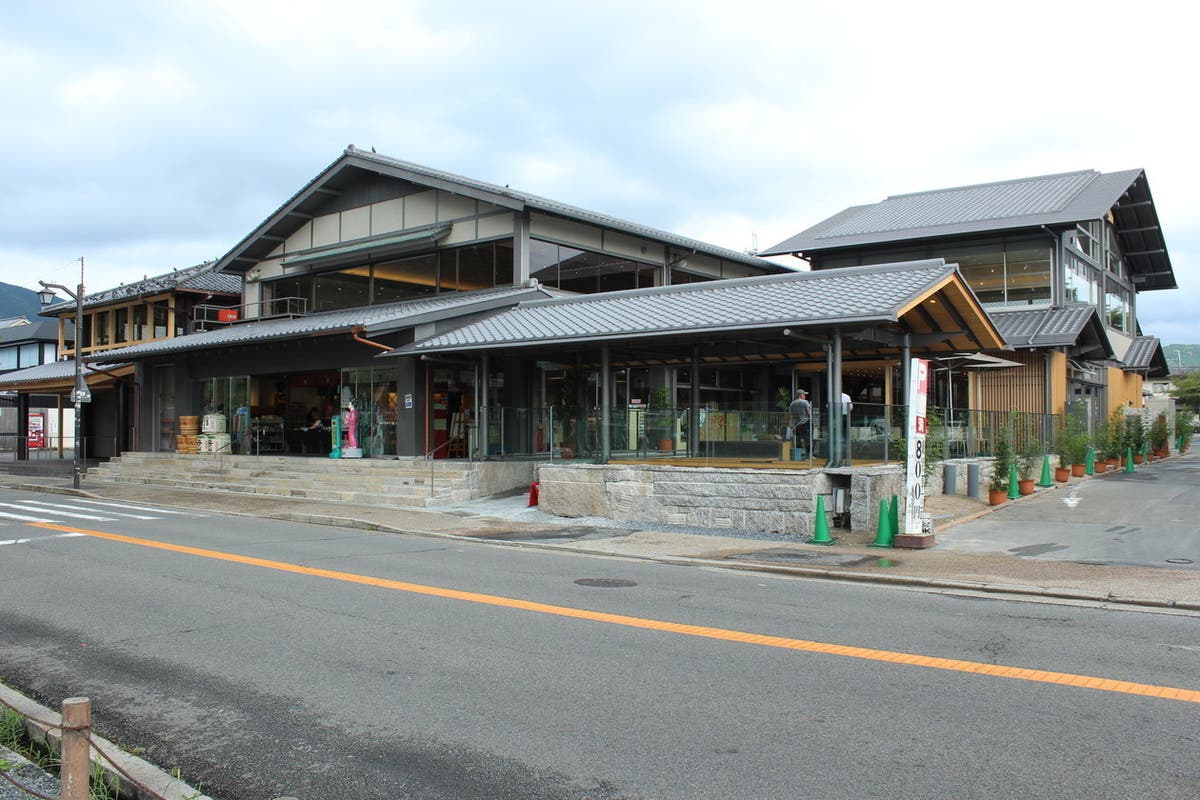 京都 嵐山 渡月橋一望の足湯 和カフェを貸切ろう スペースマーケット 京都 嵐山 渡月橋一望の足湯 和カフェを貸切ろう スペースマーケット