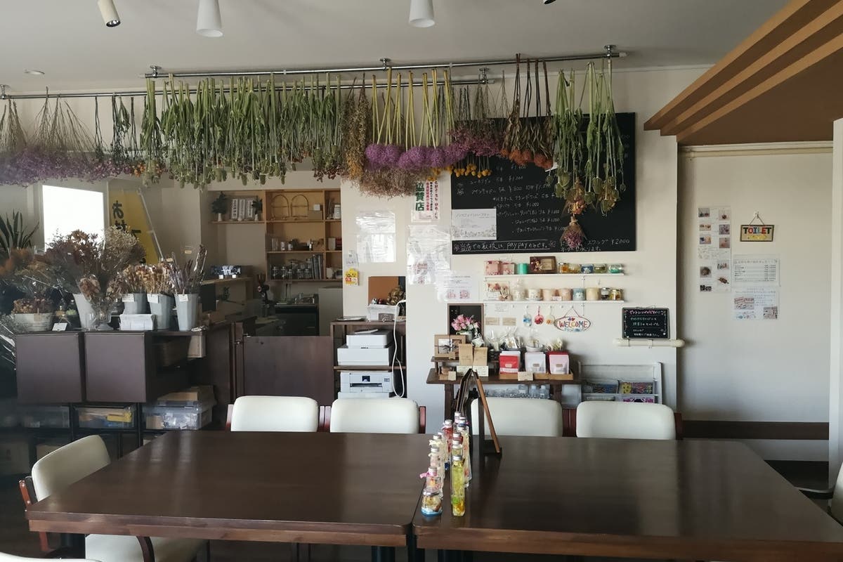 駐車場5台 ドライフラワーがあふれるおしゃれカフェ 女子会 ママ会 勉強会 ワークショップ スペースマーケット 駐車場5台 ドライフラワーがあふれるおしゃれカフェ 女子会 ママ会 勉強会 ワークショップ スペースマーケット