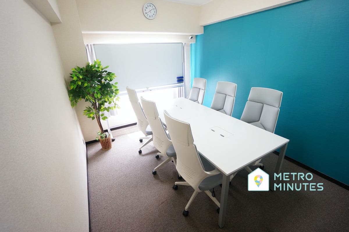 光回線導入 レビュー投稿で全時間帯450円 ノクターン会議室 新大阪駅徒歩1分 無料プロジェクター 大型モニター スペースマーケット