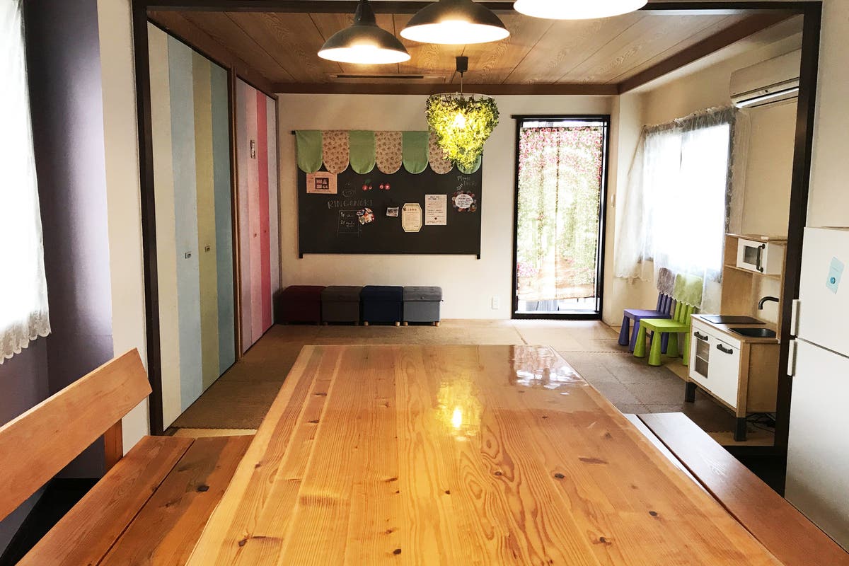 リンゴの木 Rental Space 日暮里駅徒歩7分 大きなテーブルがあるおしゃれなスペース 家族 友達の集まりや勉強会など スペースマーケット