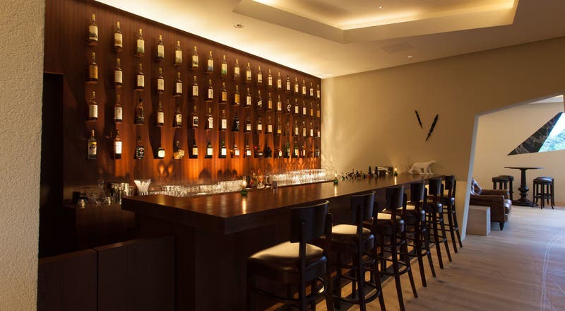 山梨 有名建築家デザイン ウィスキーに囲まれた極上空間の評価とレビュー スペースマーケット 山梨 有名建築家デザイン ウィスキーに囲まれた極上空間の評価とレビュー スペースマーケット