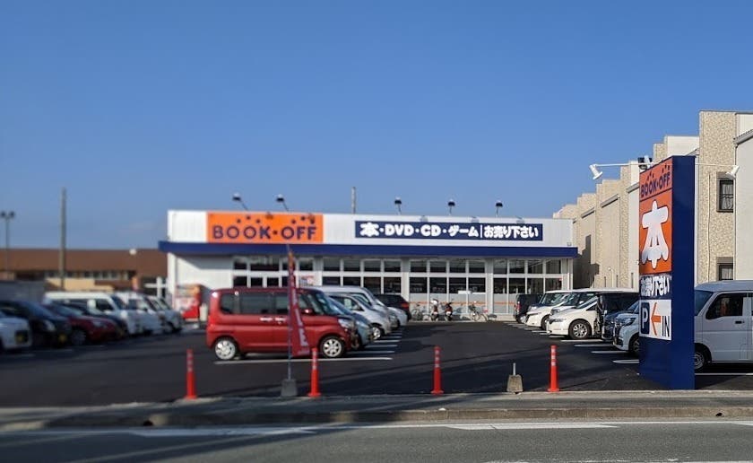 ブックオフ柳川店内 入り口すぐ 空きスペース 物販 催事 イベントのご利用などに スペースマーケット