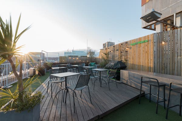 Roof Garden おしゃれな屋上から仙台の街並みを一望 パーティ 撮影スペースとしても スペースマーケット Roof Garden おしゃれな屋上から仙台の街並みを一望 パーティ 撮影スペースとしても スペースマーケット