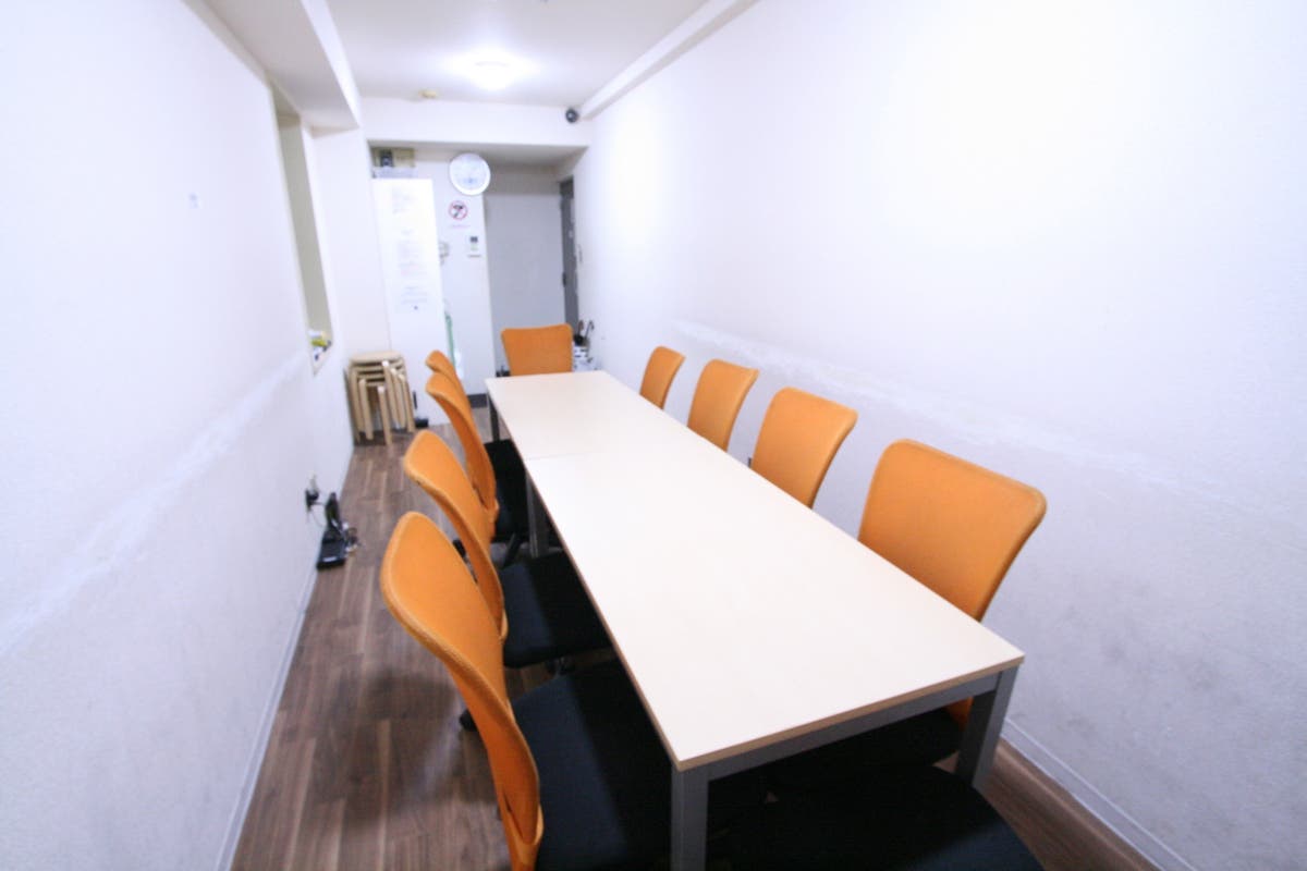 新宿西口駅近 同規模最安 個室会議向け 換気可能 定期除菌実施 Wifi無料 ふれあい貸し会議室 新宿b 605 スペースマーケット