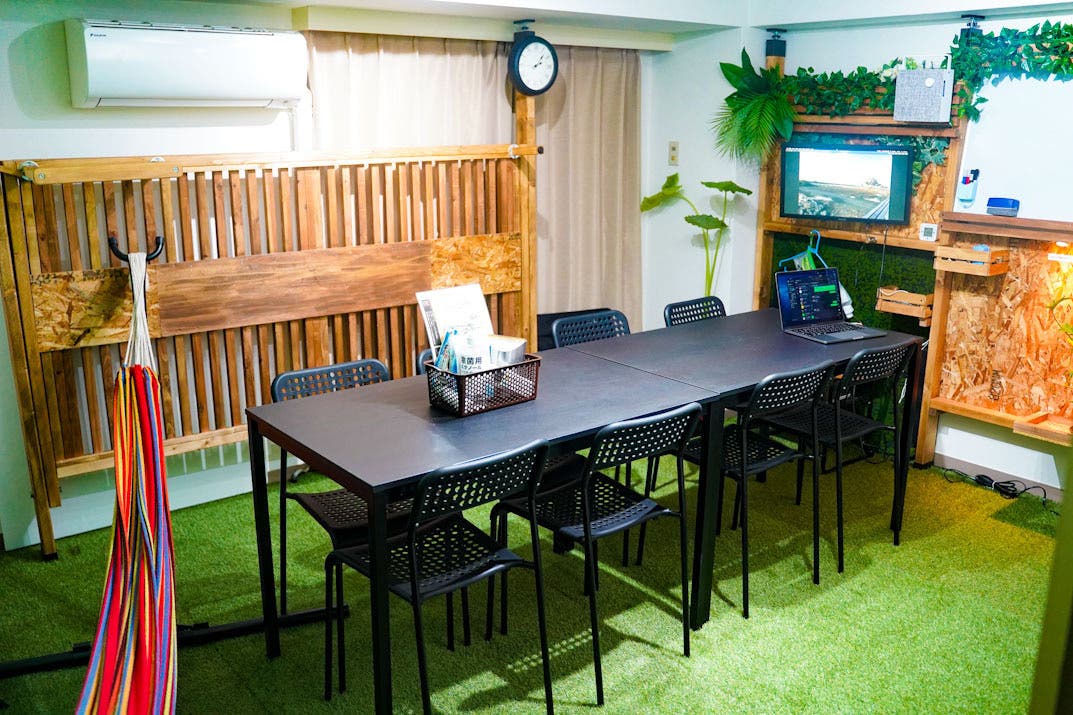 渋谷駅5分 Wifiフリー 23 6インチpcモニタ ホワイトボード 窓からjr線を見下ろすアウトドア風スペース スペースマーケット 渋谷駅5分 Wifiフリー 23 6インチpcモニタ ホワイトボード 窓からjr線を見下ろすアウトドア風スペース スペースマーケット