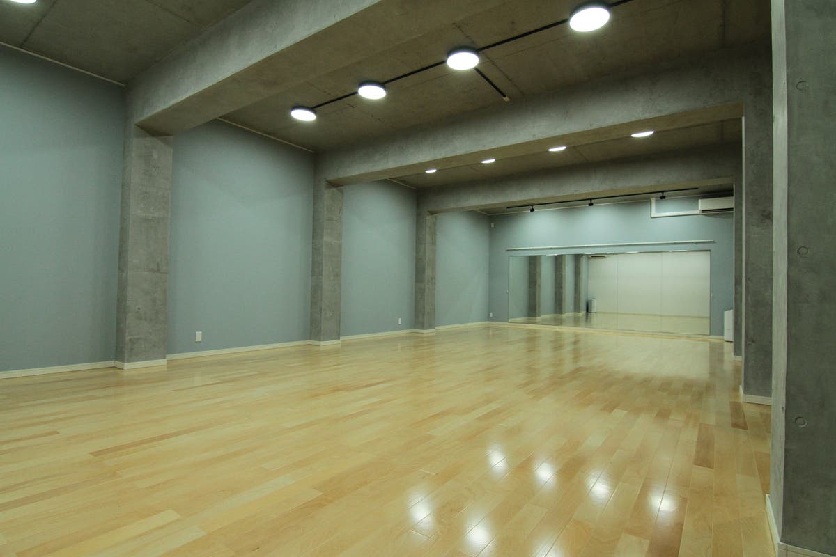 中野新橋駅 音出し可 80 の大型スタジオ ダンス ヨガ 踊ってみた 動画撮影 Youtube撮影に スペースマーケット