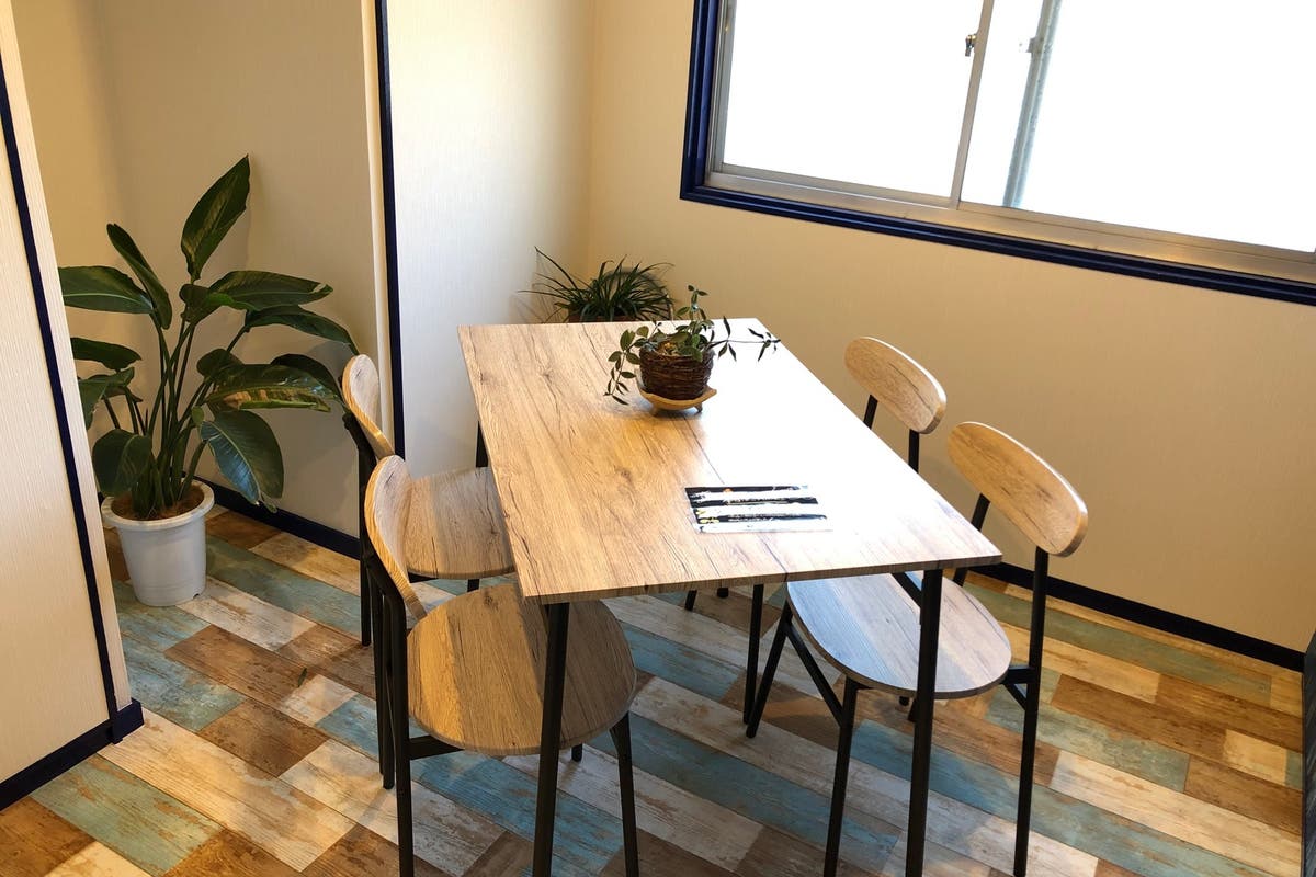 芦屋のおしゃれな異人館風リノベーションオフィス アトリエやネイルサロン ちょっとした会議 お教室 テレワークなどに スペースマーケット 芦屋のおしゃれな異人館風リノベーションオフィス アトリエやネイルサロン ちょっとした会議 お教室 テレワークなどに スペースマーケット