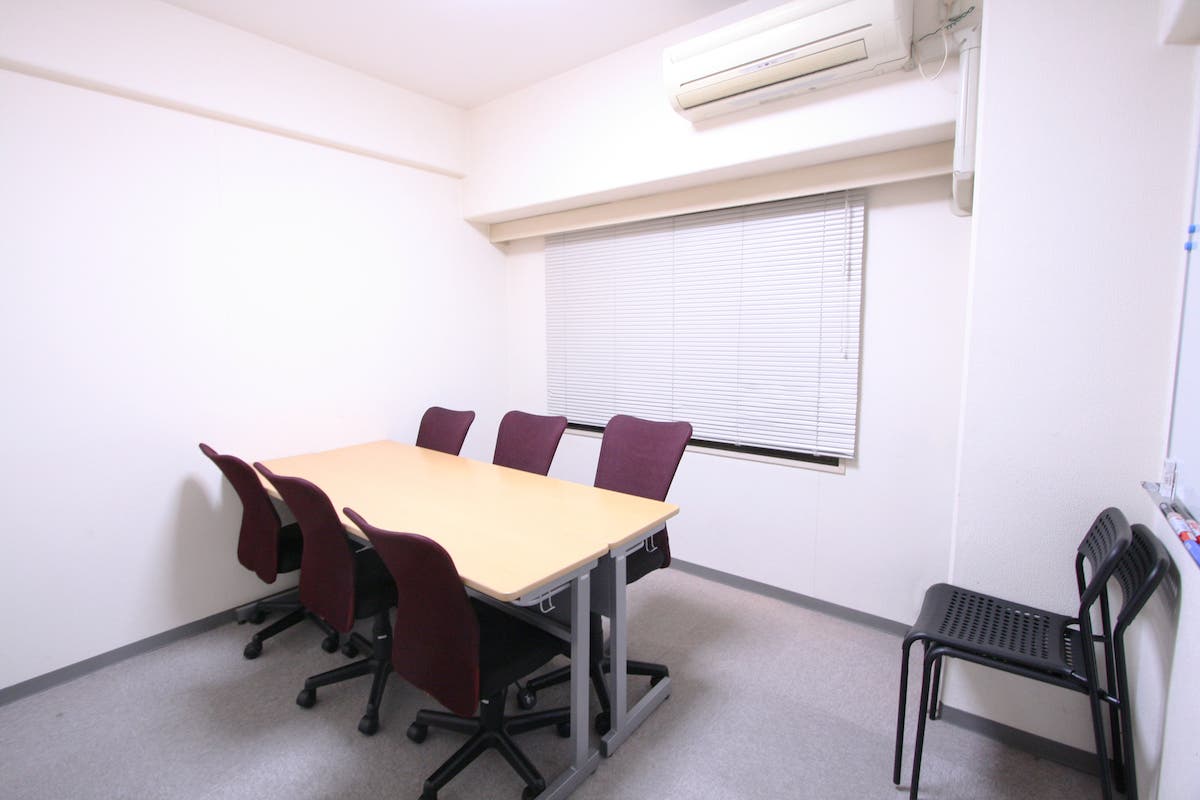 青山一丁目駅5番出口1分 8名利用可 完全個室 綺麗な室内 ホワイトボード完備 コモンズ会議室 青山一丁目 スペースマーケット 青山一丁目駅5番出口1分 8名利用可 完全個室 綺麗な室内 ホワイトボード完備 コモンズ会議室 青山一丁目 スペースマーケット