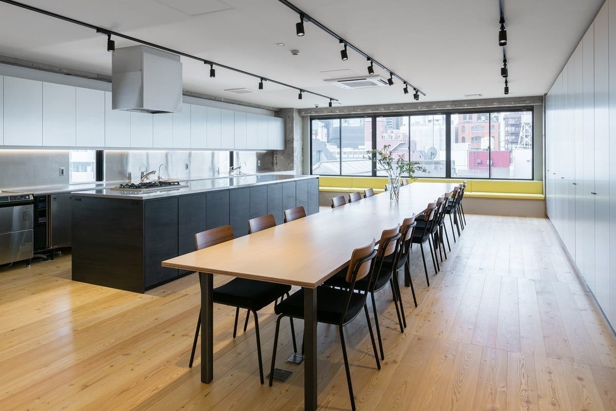 Patia 新御茶ノ水駅から徒歩1分 最大50名収容の広々とした貸切キッチンスペース パーティーやセミナー 撮影に最適です スペースマーケット