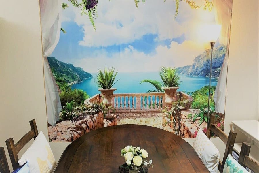 施術ベッドあり 横浜駅西口5分 最大6名の会議 講座 リラク アロマ マッサージ 整体などに スペースマーケット