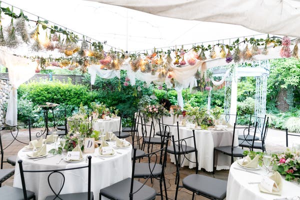 都会のオアシス日比谷公園に佇む110年の歴史を持つガーデン付一軒家 撮影やイベントで多数実績あり スペースマーケット 都会のオアシス日比谷公園に佇む110年の歴史を持つガーデン付一軒家 撮影やイベントで多数実績あり スペースマーケット