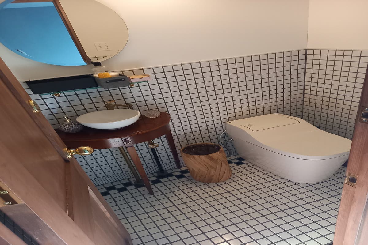 中目黒駅から徒歩10分 隠れ家感のあるカウンターバー 映える空間 女子会 誕生会 商談 ワークショップ リモートワークに スペースマーケット