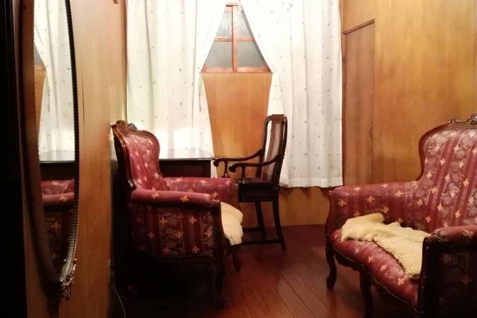 Toga40 テレワークに Wi Fi有 静かな古民家の完全個室 大正浪漫風の応接セットとデスク 打合せや撮影など 軽一台駐車可 スペースマーケット Toga40 テレワークに Wi Fi有 静かな古民家の完全個室 大正浪漫風の応接セットとデスク 打合せや撮影など 軽一台駐車可 スペースマーケット