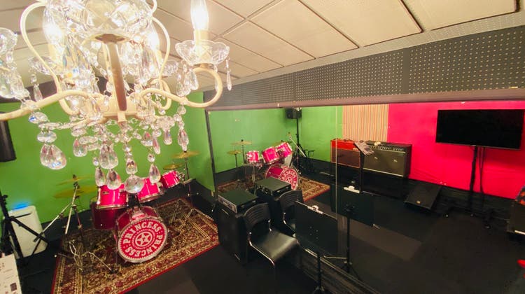 完全防音室 スタジオエチュード引山店 カラオケ パーティー 誕生日会 女子会 映える部屋 誕生日会 パーティー カラオケ 完全防音室 スタジオエチュード引山店 カラオケ パーティー 誕生日会 女子会 映える部屋 誕生日会 パーティー カラオケ