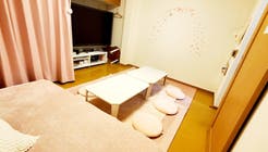 キッチン✨ゴロゴロできる✨大型TV☆テレワーク☆高速Wi-Fi☆かわいい部屋の写真3