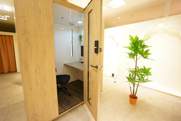 Pao Work 渋谷マルイ店 完全個室のワークブース テレワーク リモートワーク Web会議 スペースマーケット Pao Work 渋谷マルイ店 完全個室のワークブース テレワーク リモートワーク Web会議 スペースマーケット