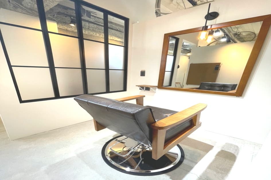 天神大名シェアサロン 好立地 Amp おしゃれな空間のマツエクスペース 24時間年中無休 スペースマーケット