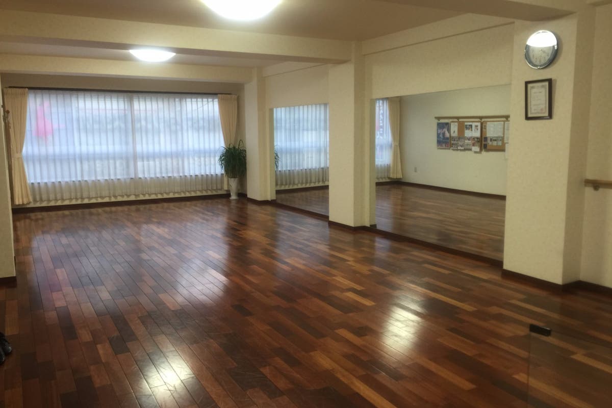 各種ダンスの練習 結婚式等の余興の練習にご利用いただいています スペースマーケット 各種ダンスの練習 結婚式等の余興の練習にご利用いただいています スペースマーケット