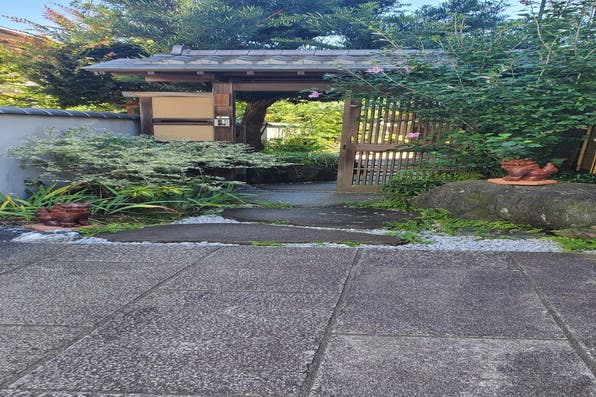 日本庭園スタジオてっぱく 赤丸の間 記念撮影 コスプレ撮影 習い事 お茶会 ヨガレッスン 研修などに スペースマーケット