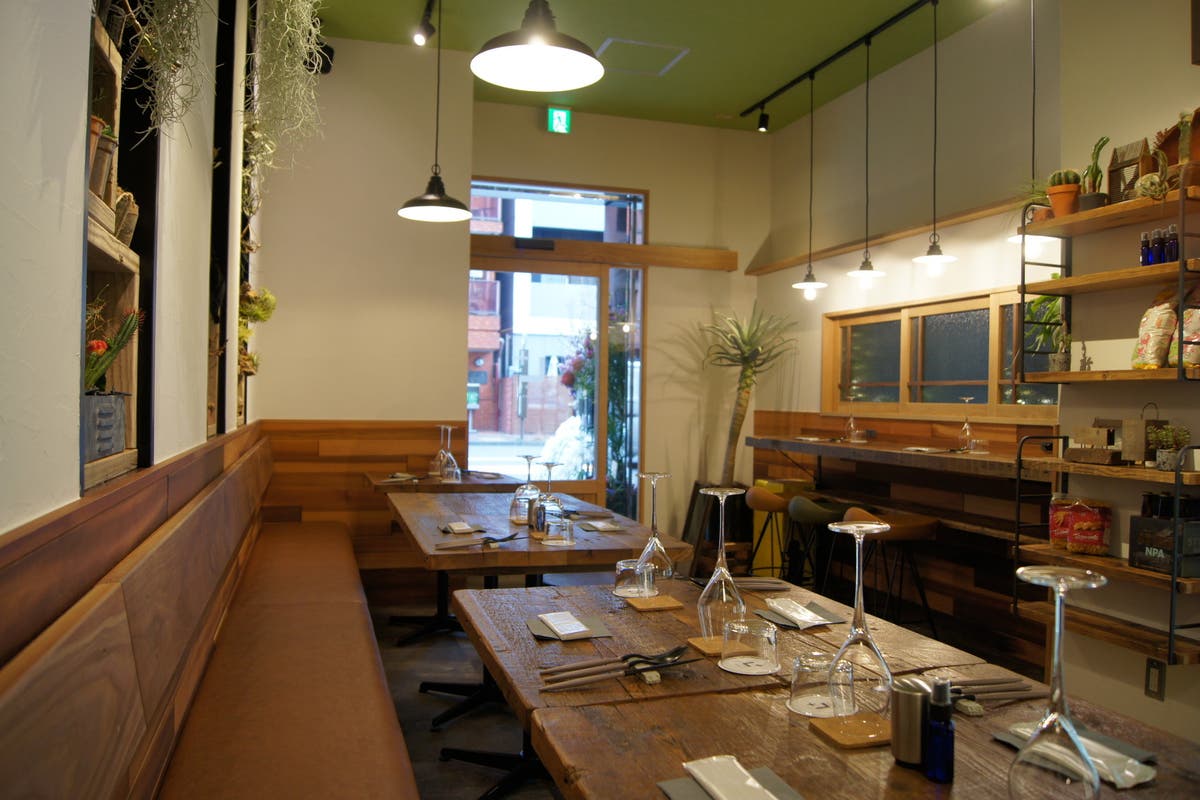 銀座にも近く観葉植物が豊富な新富町駅より徒歩1分のおしゃれレストラン スペースマーケット